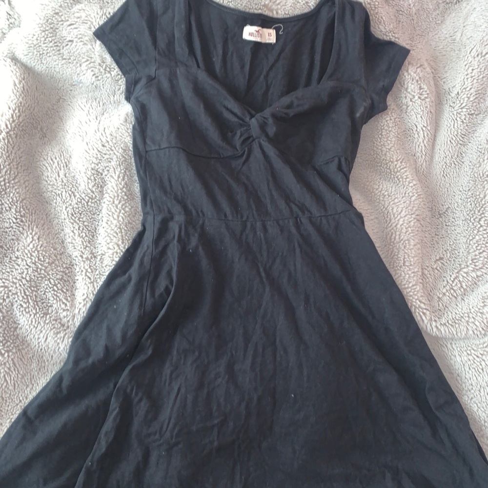 hollister black short sleeved dress